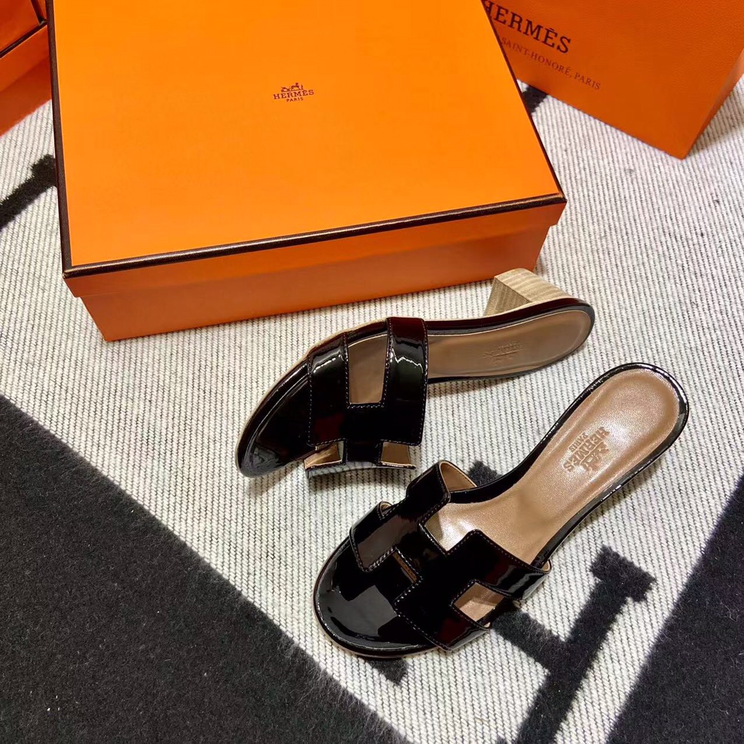 에르메스 올수공 오아시스 슬리퍼 샌들 페이던트 25